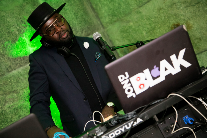 DJ Jon BlakDerrick Davis